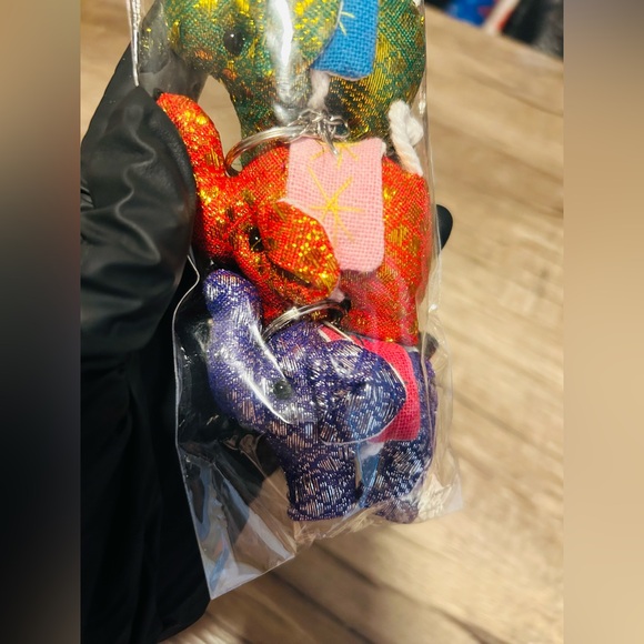 Handmade Elephant Keychain Set - Picture 8 of 8